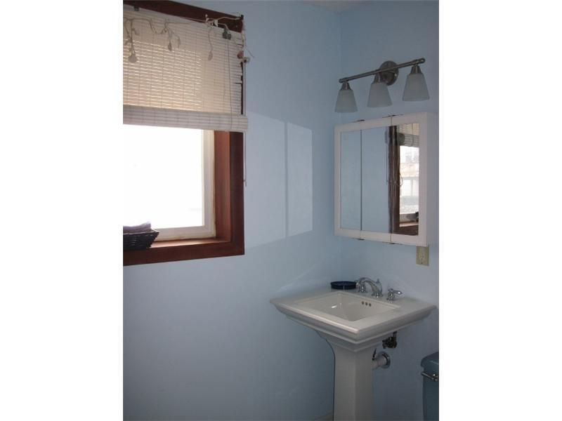 35 Treasure Road Narragansett, RI 02882 - Photo 13 of 26