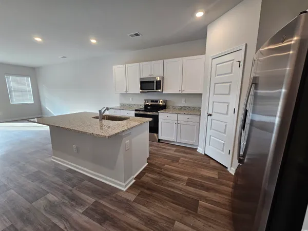 $1,975 | 2096 Wild Indigo Circle, Calabash, NC 28467