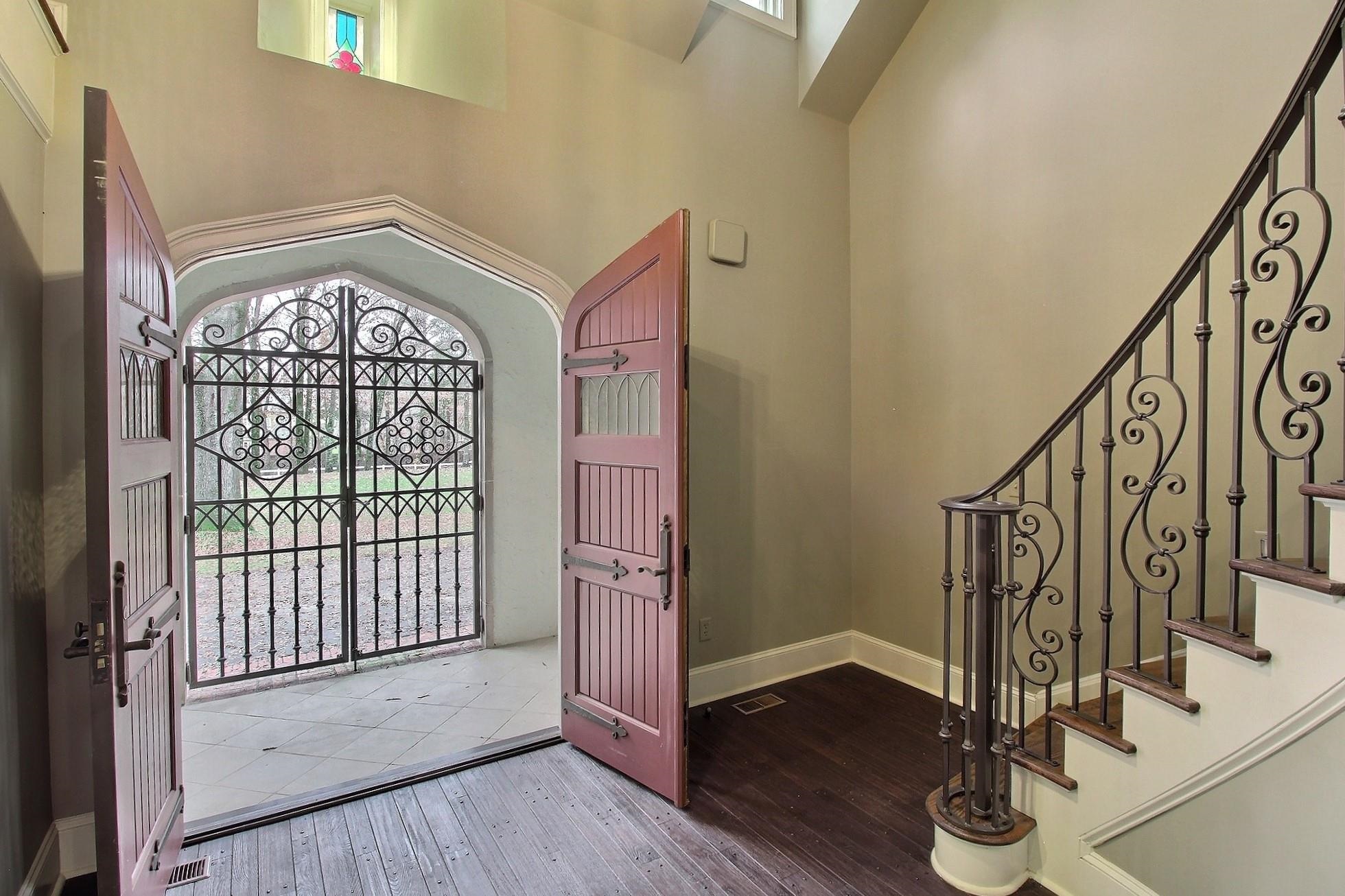 596 Bray Station Road Collierville, TN 38017 - Photo 7 of 36 Gallery Image 7