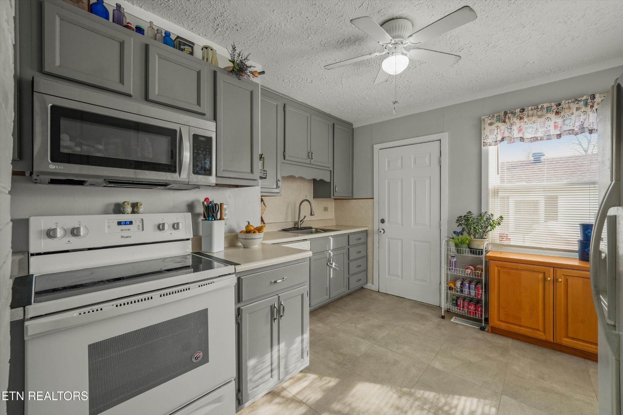 1115 Cherry Street Alcoa, TN 37701 - Photo 7 of 26