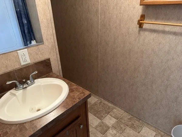 $1,100 | 16915 Balmoral, Montgomery, TX 77316
