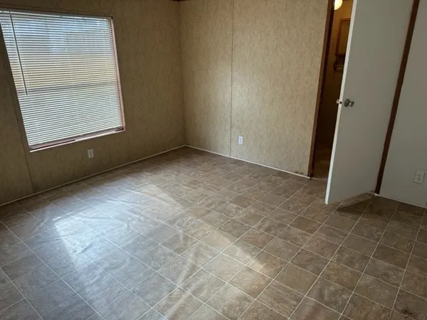 $1,100 | 16915 Balmoral, Montgomery, TX 77316