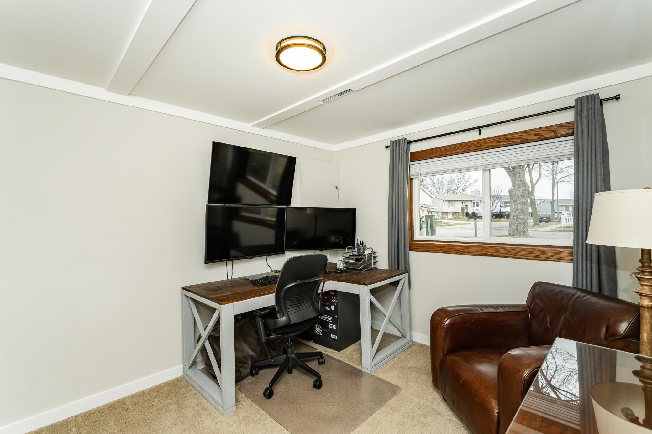 4373 19th Avenue Northwest Rochester, MN 55901 - Photo 28 of 31