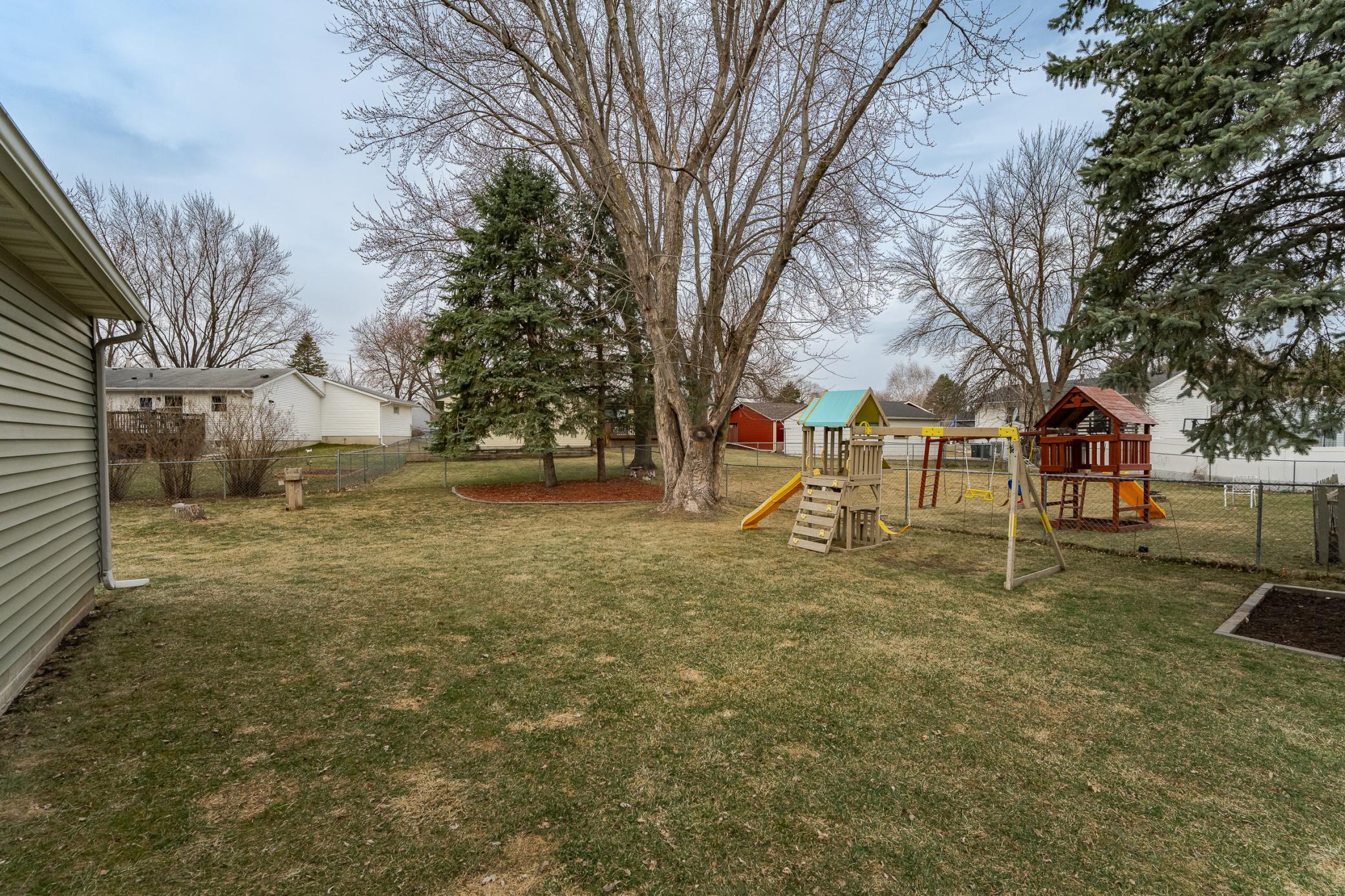 4373 19th Avenue Northwest Rochester, MN 55901 - Photo 5 of 31
