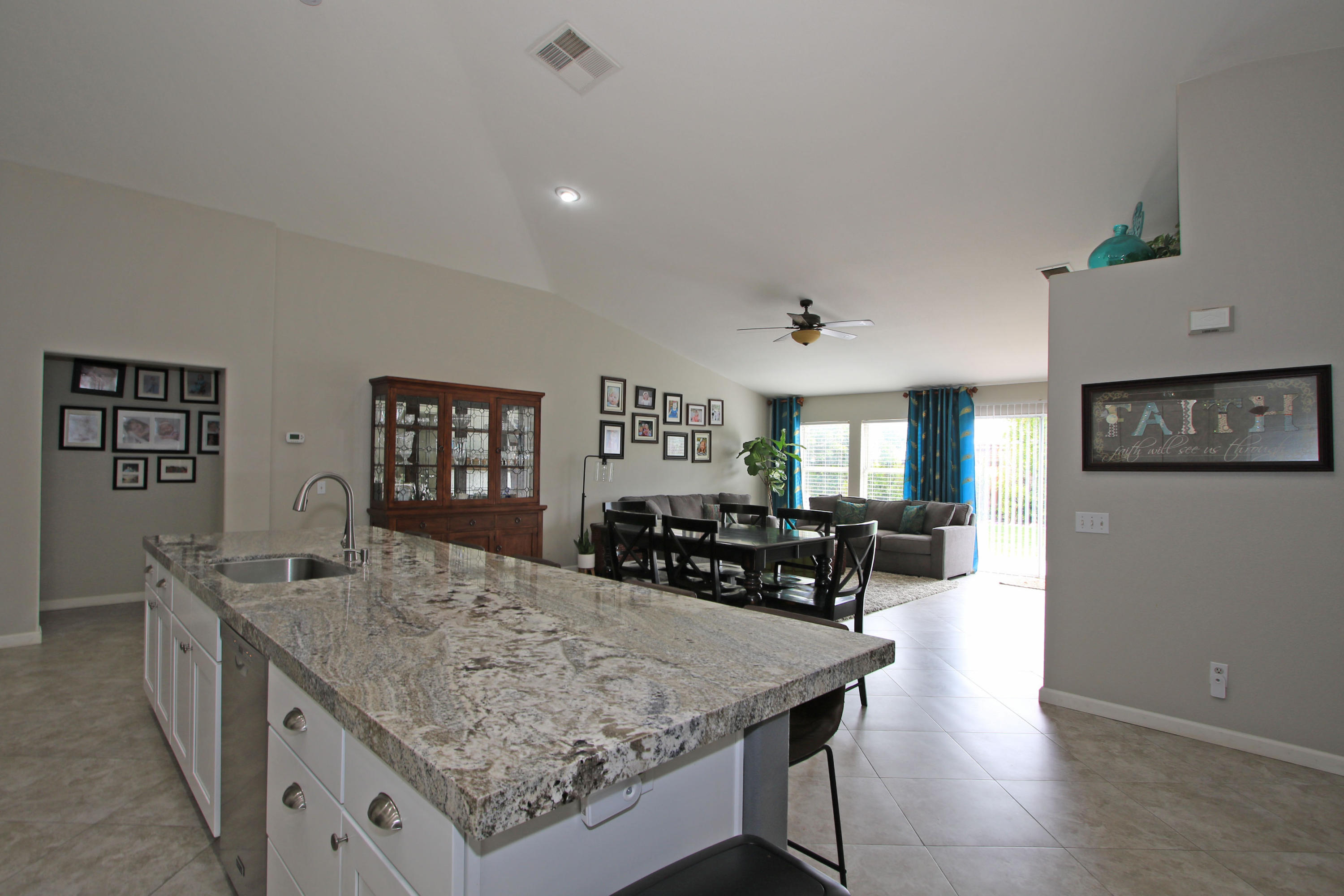 41620 Front Hall Road Bermuda Dunes, CA 92203 - Photo 14 of 40 cccc