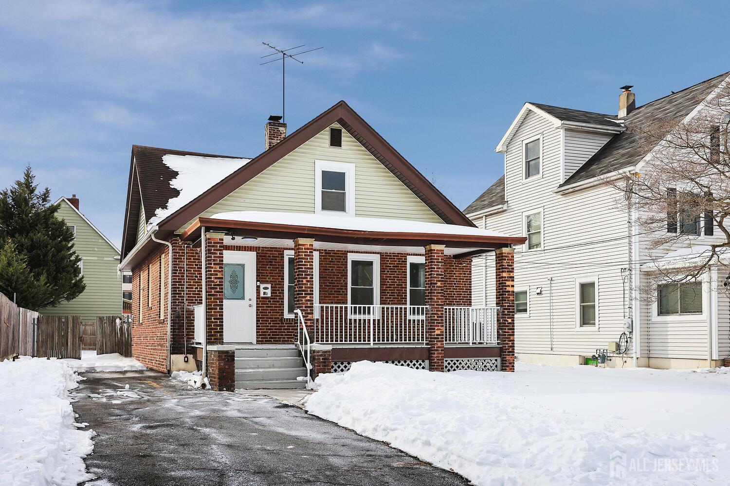 216 Chestnut Street Middlesex, NJ 08846 - Photo 1 of 36