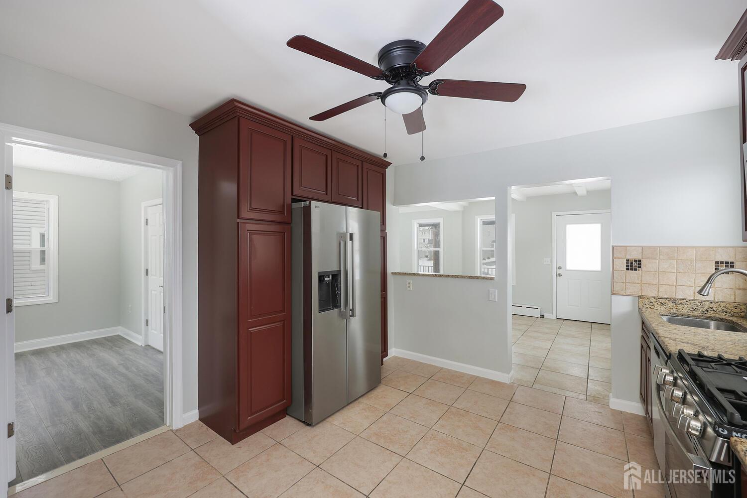 216 Chestnut Street Middlesex, NJ 08846 - Photo 12 of 36