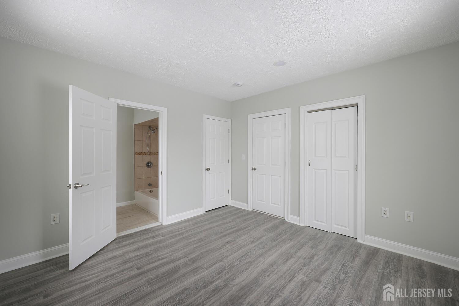 216 Chestnut Street Middlesex, NJ 08846 - Photo 15 of 36