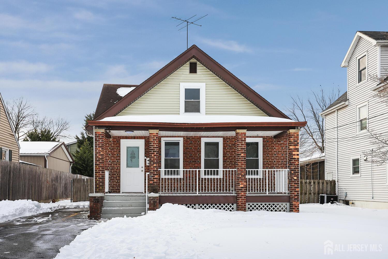 216 Chestnut Street Middlesex, NJ 08846 - Photo 2 of 36