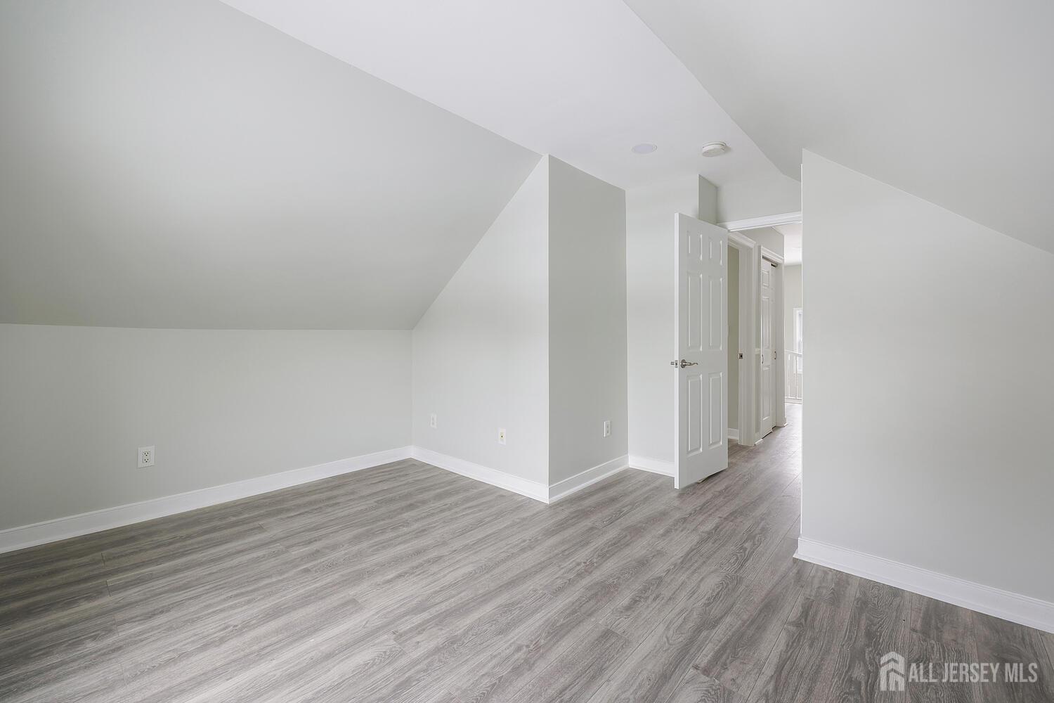 216 Chestnut Street Middlesex, NJ 08846 - Photo 22 of 36