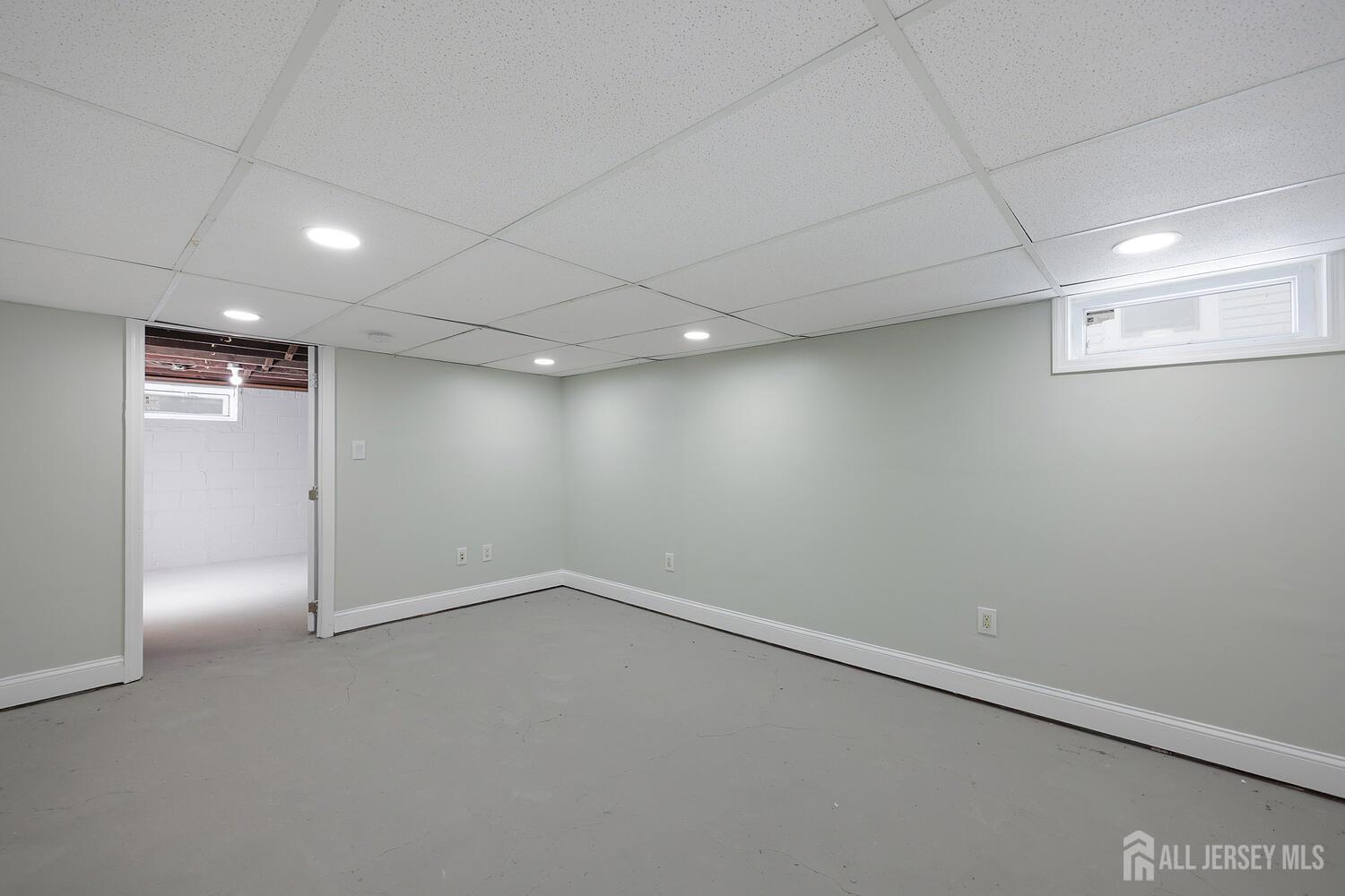 216 Chestnut Street Middlesex, NJ 08846 - Photo 27 of 36