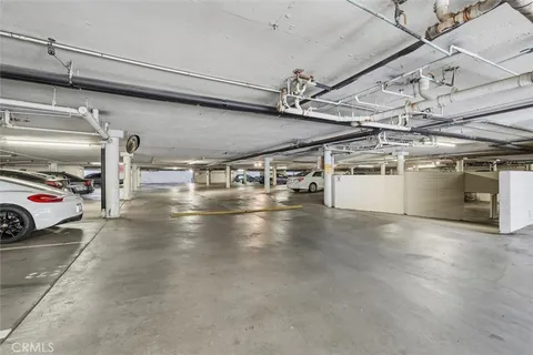 $624,000 | 11645 Montana Avenue, Unit 321, Los Angeles, CA 90049