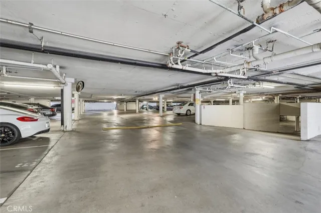 $624,000 | 11645 Montana Avenue, Unit 321, Los Angeles, CA 90049