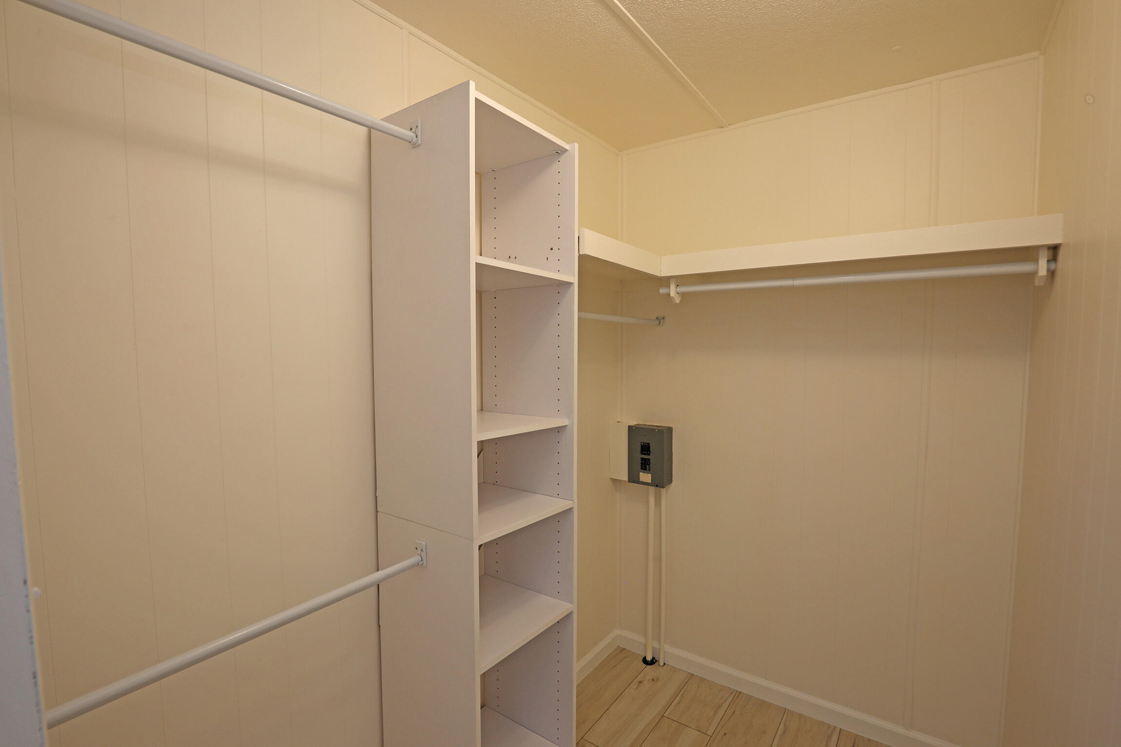 333 Old Mill Road, Unit 102 Santa Barbara, CA 93110 - Photo 17 of 23 Primary Walk-In Closet