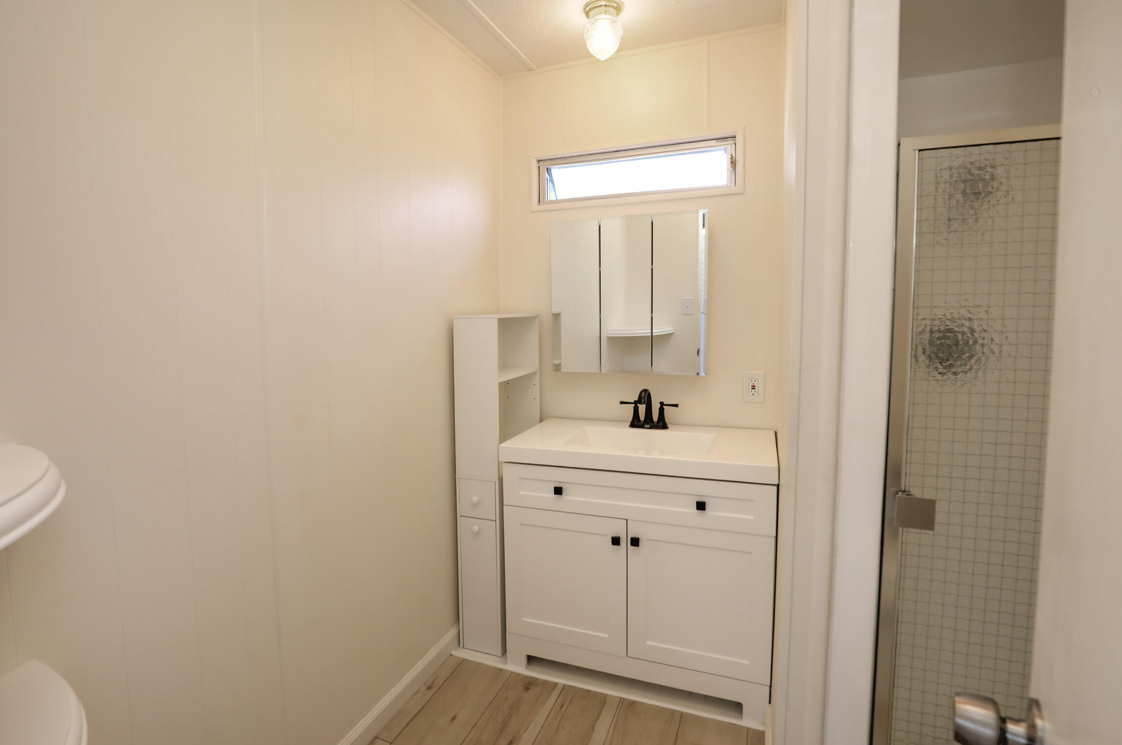 333 Old Mill Road, Unit 102 Santa Barbara, CA 93110 - Photo 18 of 23 Primary Bath