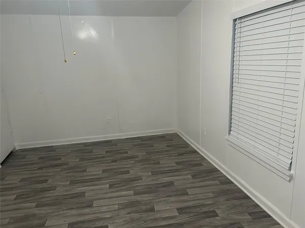 $1,500 | 11018 Pine Desert Lane, Houston, TX 77088