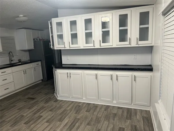 $1,500 | 11018 Pine Desert Lane, Houston, TX 77088