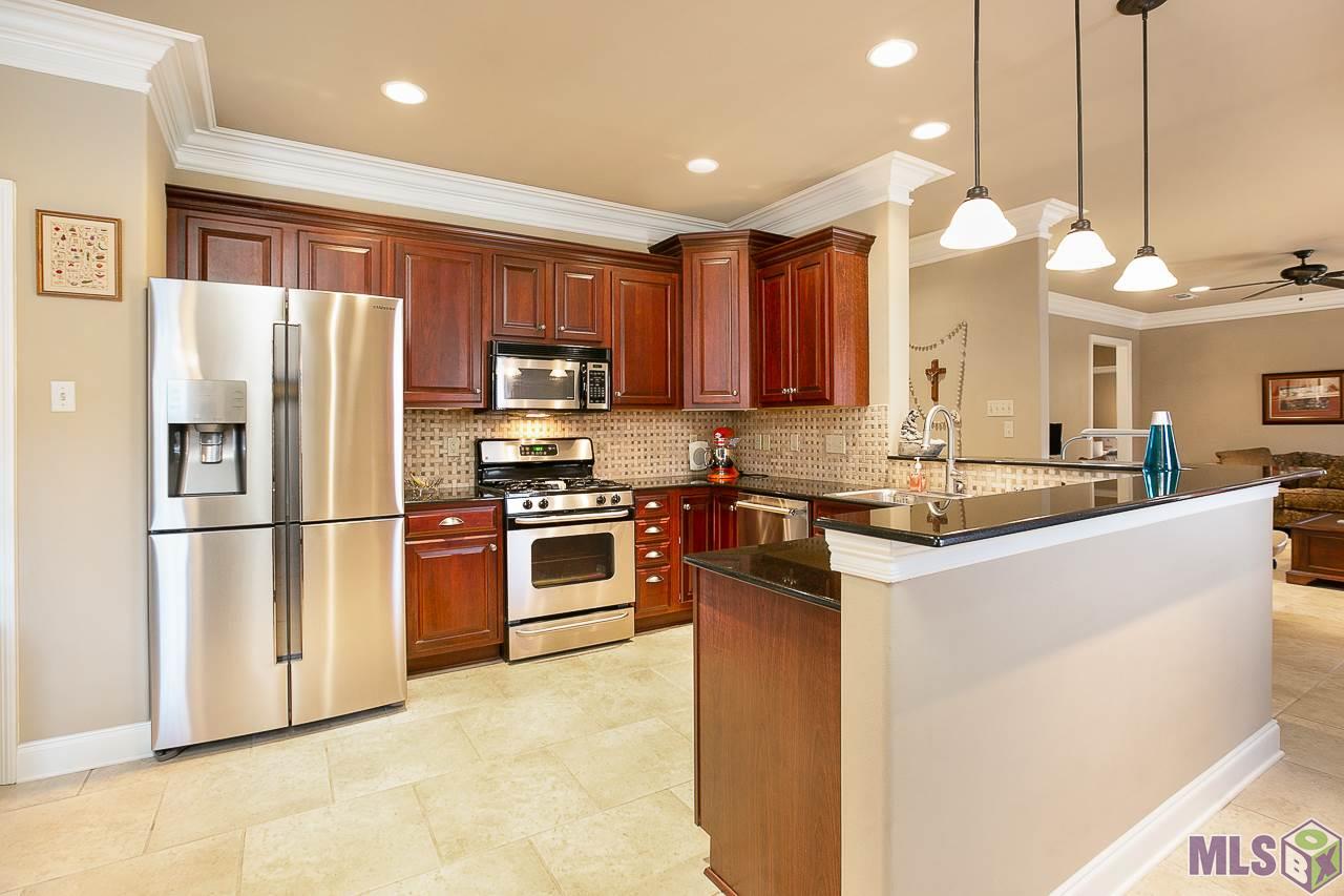 18639 Perkins Road, Unit 21 Prairieville, LA 70769 - Photo 11 of 20 Gallery Image 11
