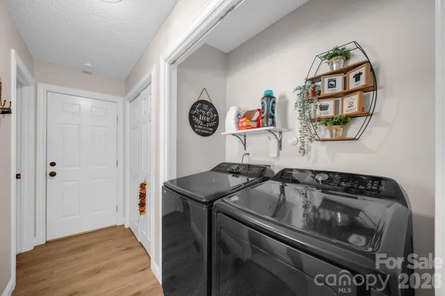 $674,999 | 2581 Double Island Road, Green Mountain, NC 28740