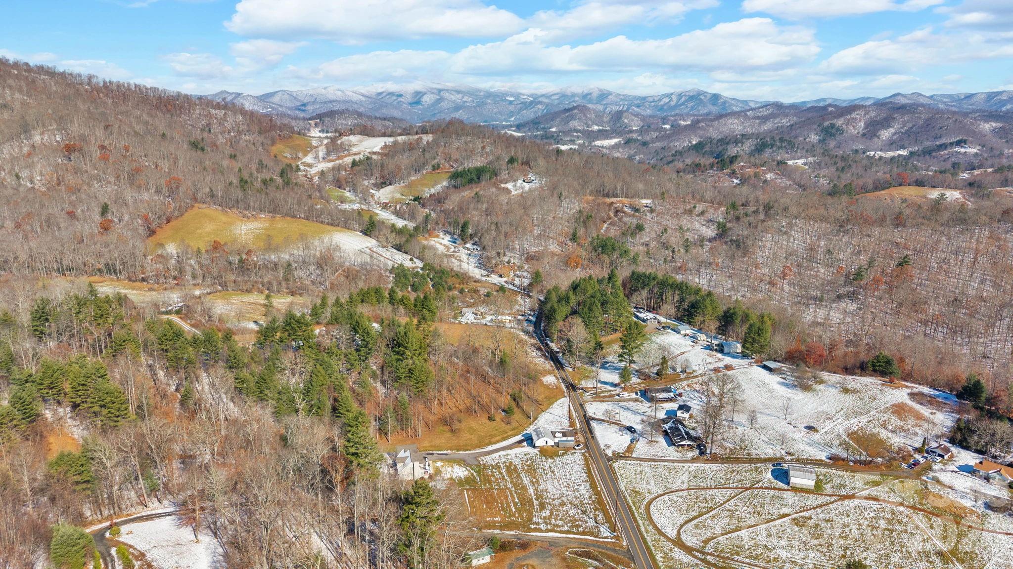 2581 Double Island Road Green Mountain, NC 28740 - Photo 39 of 48