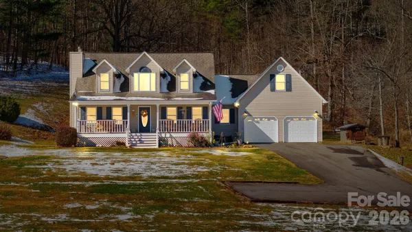 $660,000 | 2581 Double Island Road, Green Mountain, NC 28740
