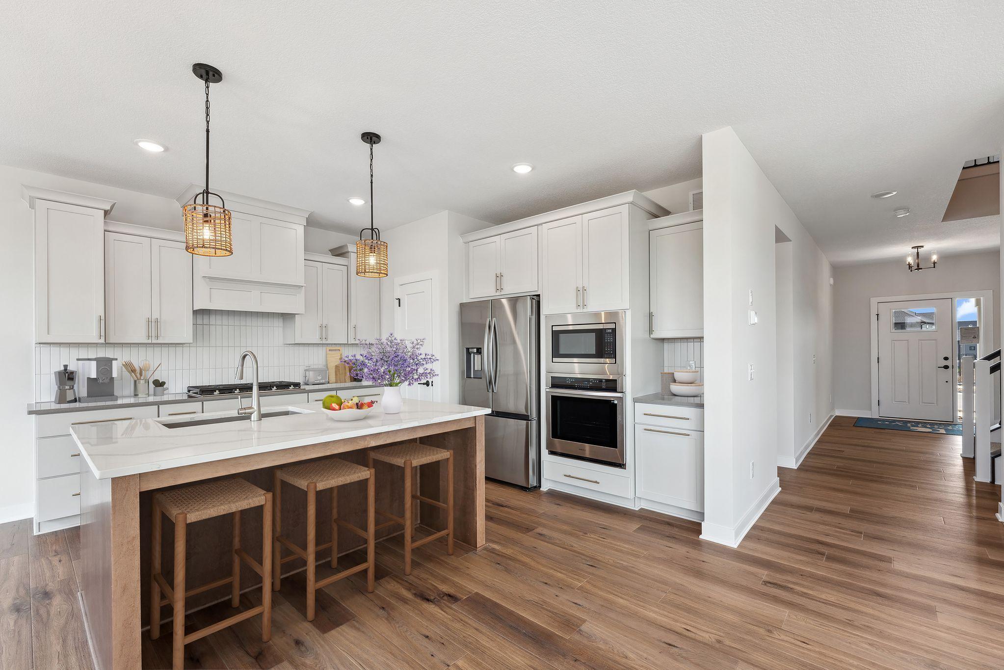 10261 Shadyview Ln North  