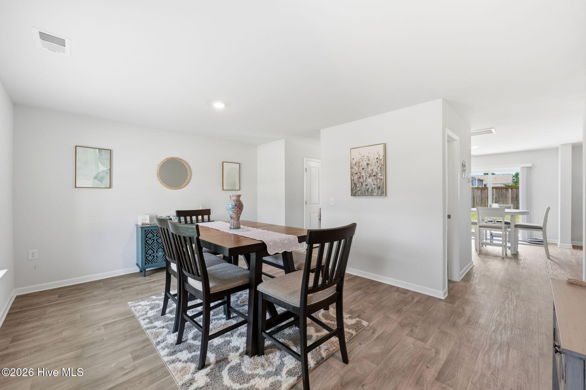 421 Frida Road New Bern, NC 28560 - Photo 5 of 55 19-web-or-mls-DSC_8351