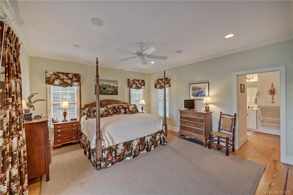 19807 Bustle Road Cornelius, NC 28031 - Photo 14 of 29 Gallery Image 14