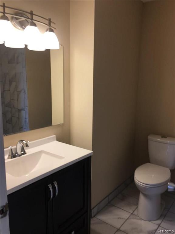 529 East University Drive, Unit 79 Rochester, MI 48307 - Photo 6 of 14