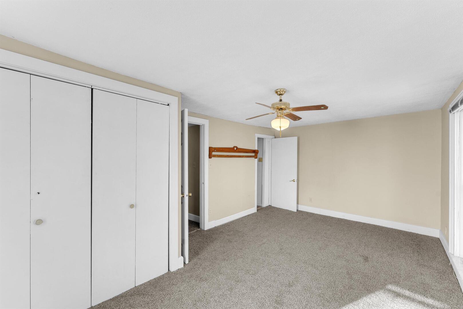 2202 Pershing Boulevard Clinton, IA 52732 - Photo 21 of 32 a view of a chandelier fan in a room