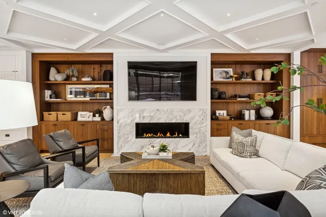 $3,499,900 | 3507 North Bosworth Avenue, Chicago, IL 60657