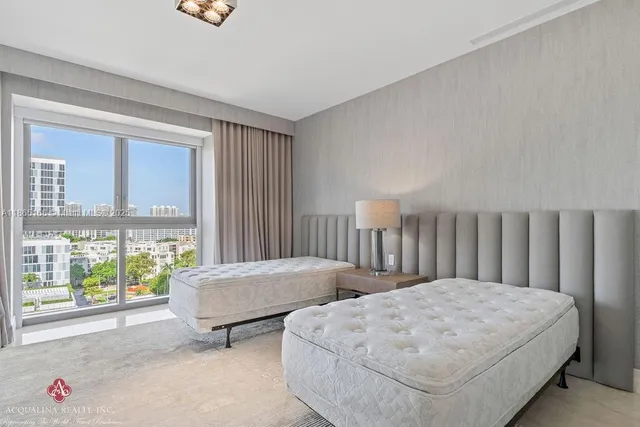 $42,000 | 17749 Collins Avenue, Unit 902, Sunny Isles Beach, FL 33160