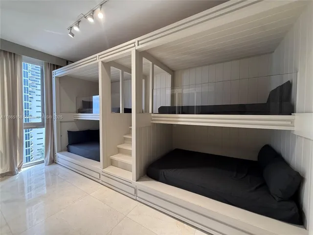 $42,000 | 17749 Collins Avenue, Unit 902, Sunny Isles Beach, FL 33160