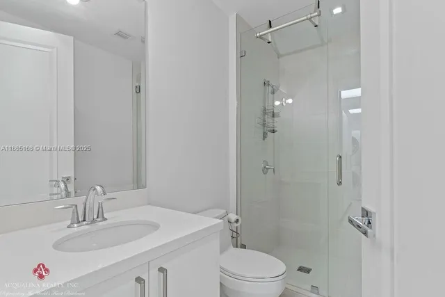 $42,000 | 17749 Collins Avenue, Unit 902, Sunny Isles Beach, FL 33160