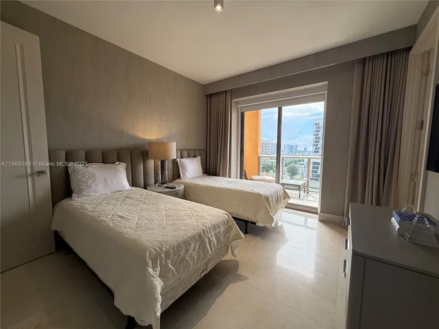 $42,000 | 17749 Collins Avenue, Unit 902, Sunny Isles Beach, FL 33160