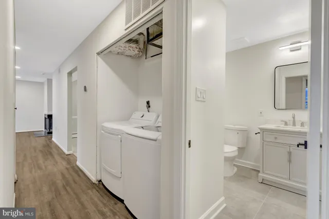 $599,900 | 104 West Amhurst Place, Sterling, VA 20164