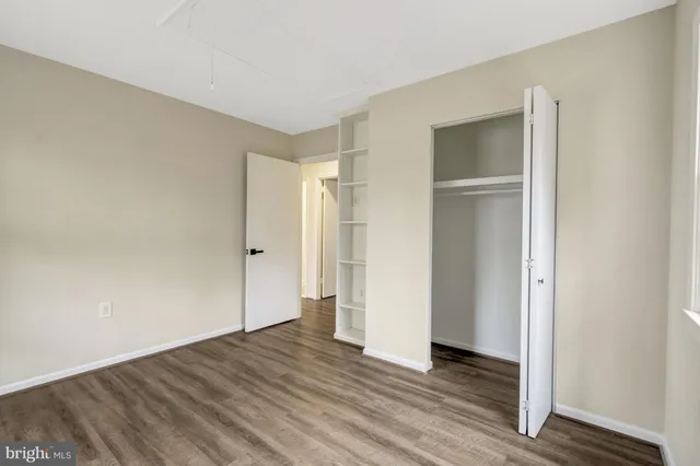 $599,900 | 104 West Amhurst Place, Sterling, VA 20164