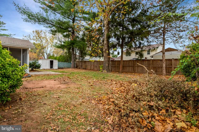 $599,900 | 104 West Amhurst Place, Sterling, VA 20164