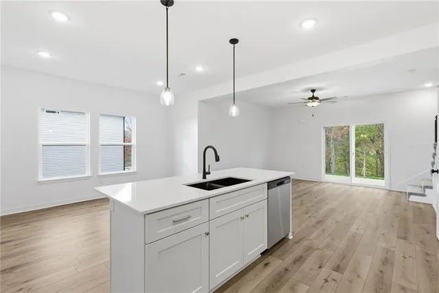 $300,000 | 705 Mahogany Court, Warrensburg, MO 64093