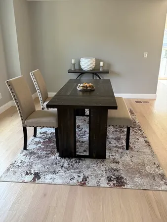 a view of a livingroom with furniture