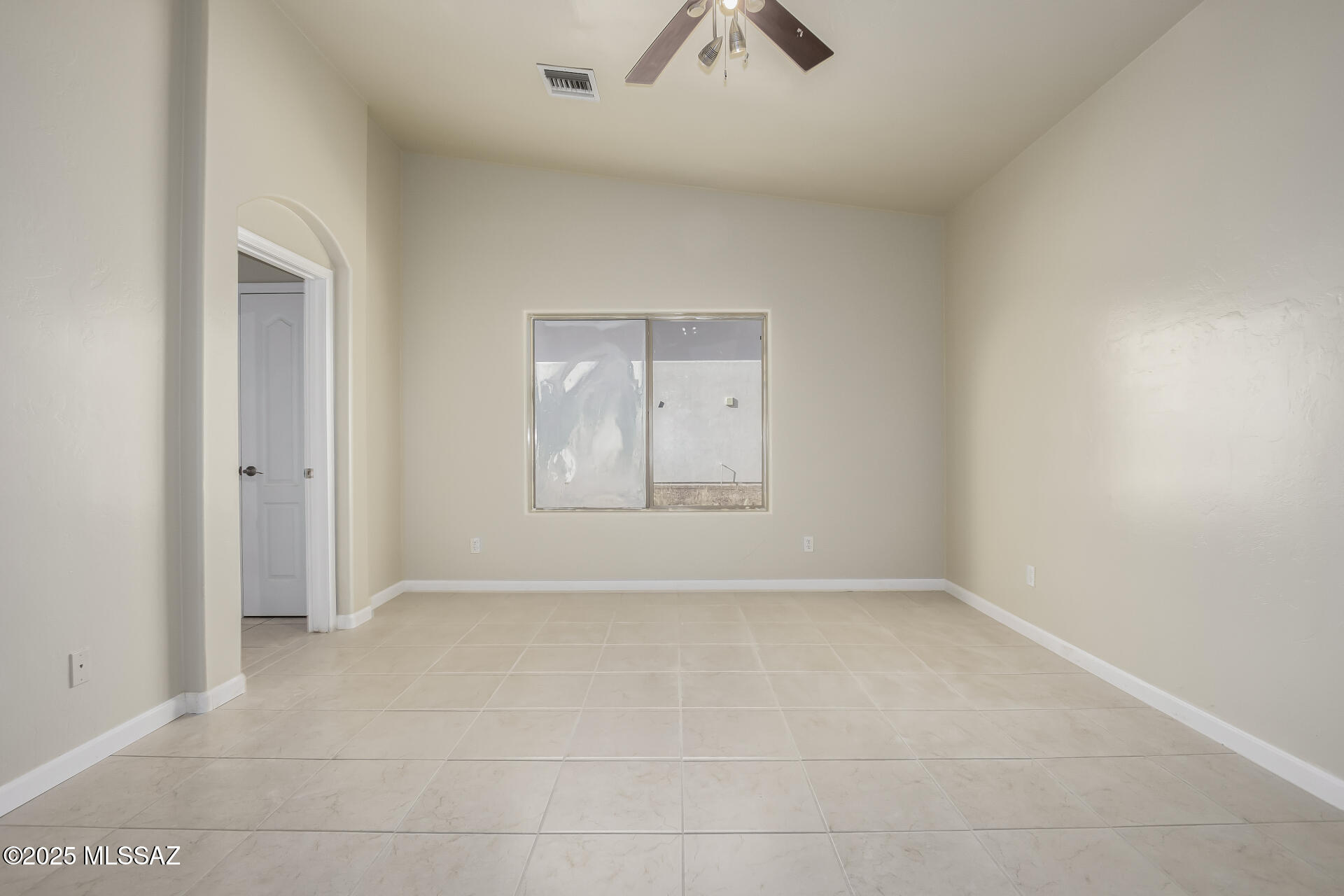 1425 Calle Monclova Rio Rico, AZ 85648 - Photo 17 of 26 Gallery Image 17