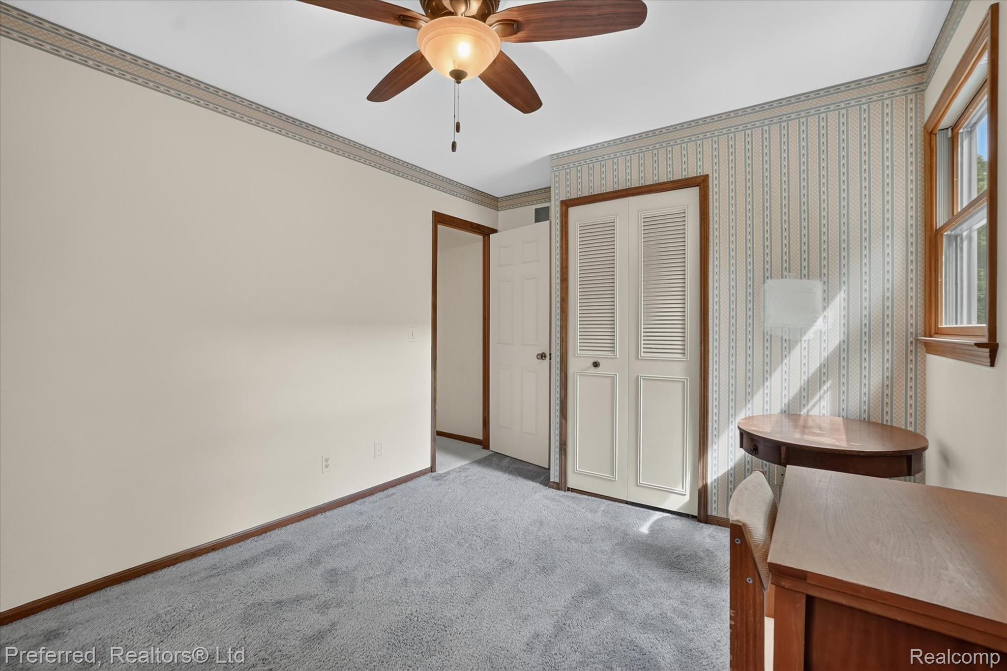 9065 East Richfield Road Davison, MI 48423 - Photo 31 of 75 32-9065-E-Richfield-Rd-Davison-WindowStill.jpg