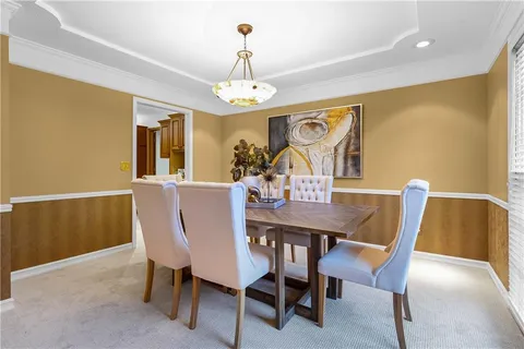 $525,000 | 12221 Farley, Overland Park, KS 66213