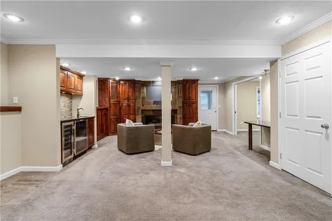 $525,000 | 12221 Farley, Overland Park, KS 66213