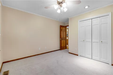 $525,000 | 12221 Farley, Overland Park, KS 66213