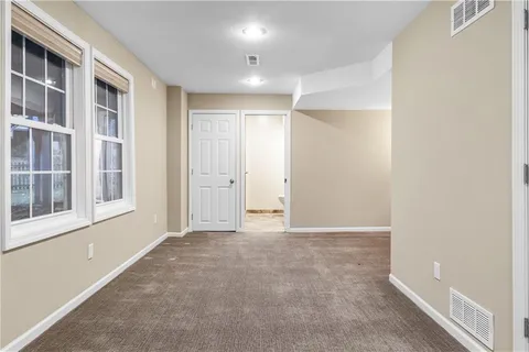 $525,000 | 12221 Farley, Overland Park, KS 66213