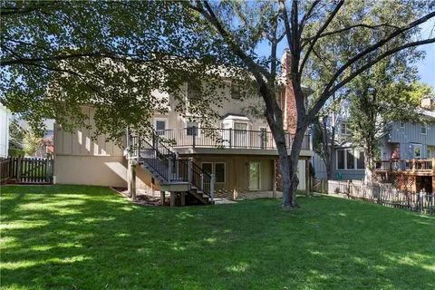 $525,000 | 12221 Farley, Overland Park, KS 66213