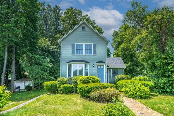 $649,000 | 21 Grover Street, Walpole, MA 02081