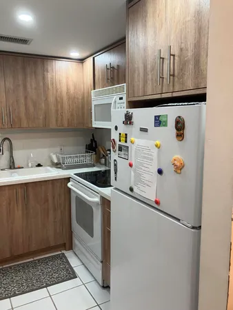 $3,300 | 283 Durham Circle, Unit 283, Deerfield Beach, FL 33442