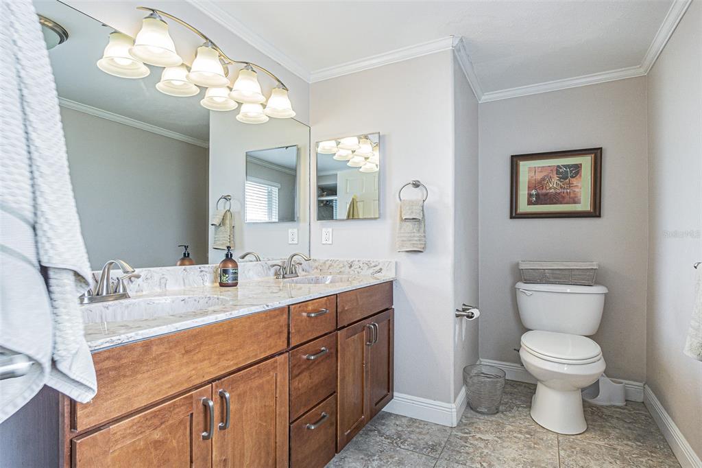 912 Riverside Drive Tarpon Springs, FL 34689 - Photo 20 of 40